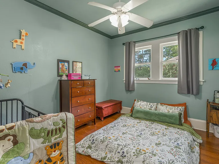 403 Boulevard St — Photo 16