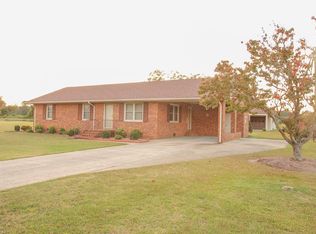 115 N Beston Rd, La Grange, NC 28551