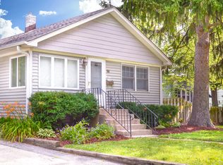 16 W Harrison Rd, Lombard, IL 60148