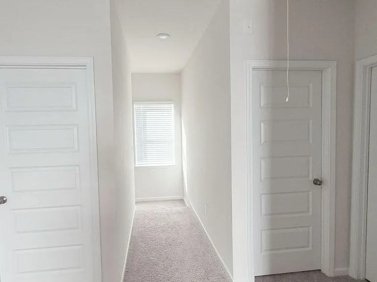 618 Blaven St — Photo 11