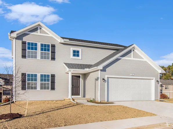 5588 Mammoth Dr SE, Caledonia, MI 49316