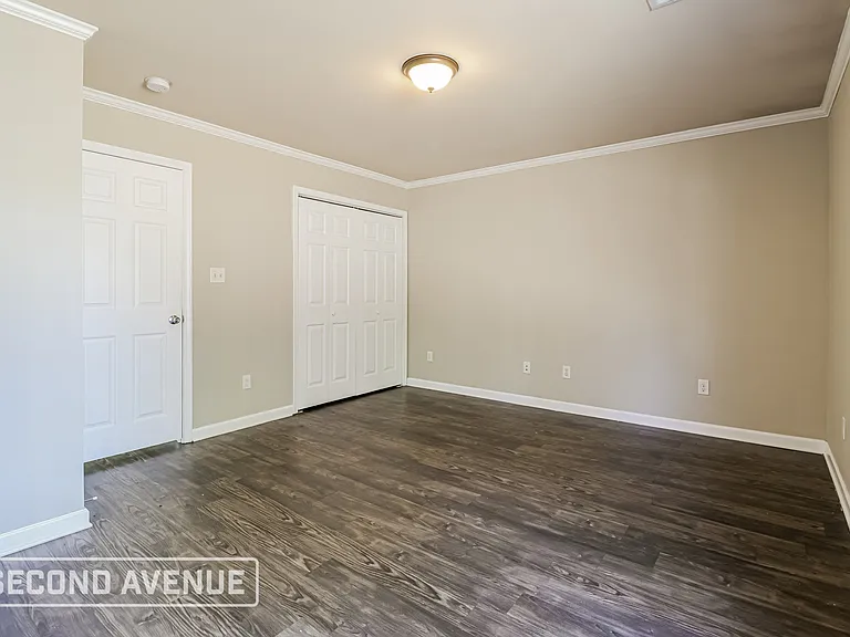 203 Glen Oaks Dr — Photo 9
