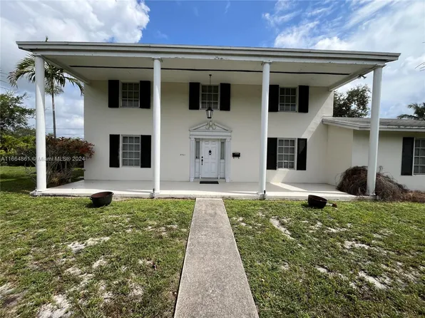 8901 SW 88th St, Miami, FL 33173