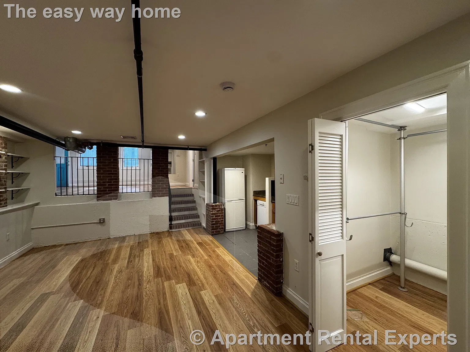 Studio, $2,800 — Photo 2