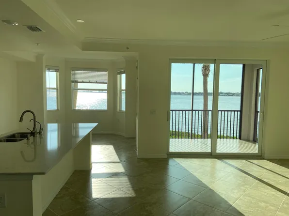 910 Tidewater Shores Loop Unit 306, Bradenton, FL 34208