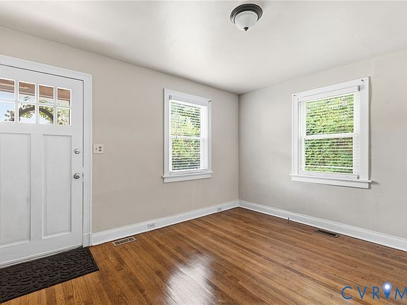 5th image of 2103 Ingleside Ave