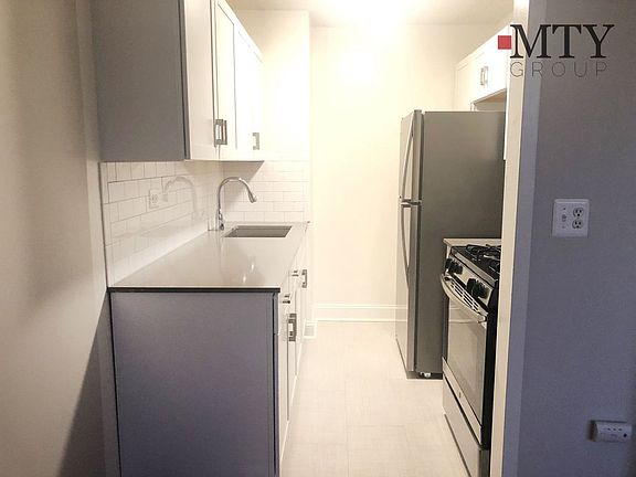 4th image of 3333 Broadway APT D6b