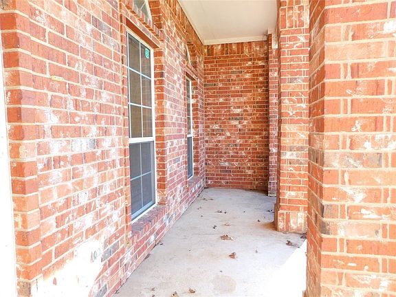 3rd image of 113 Dogwood Trl