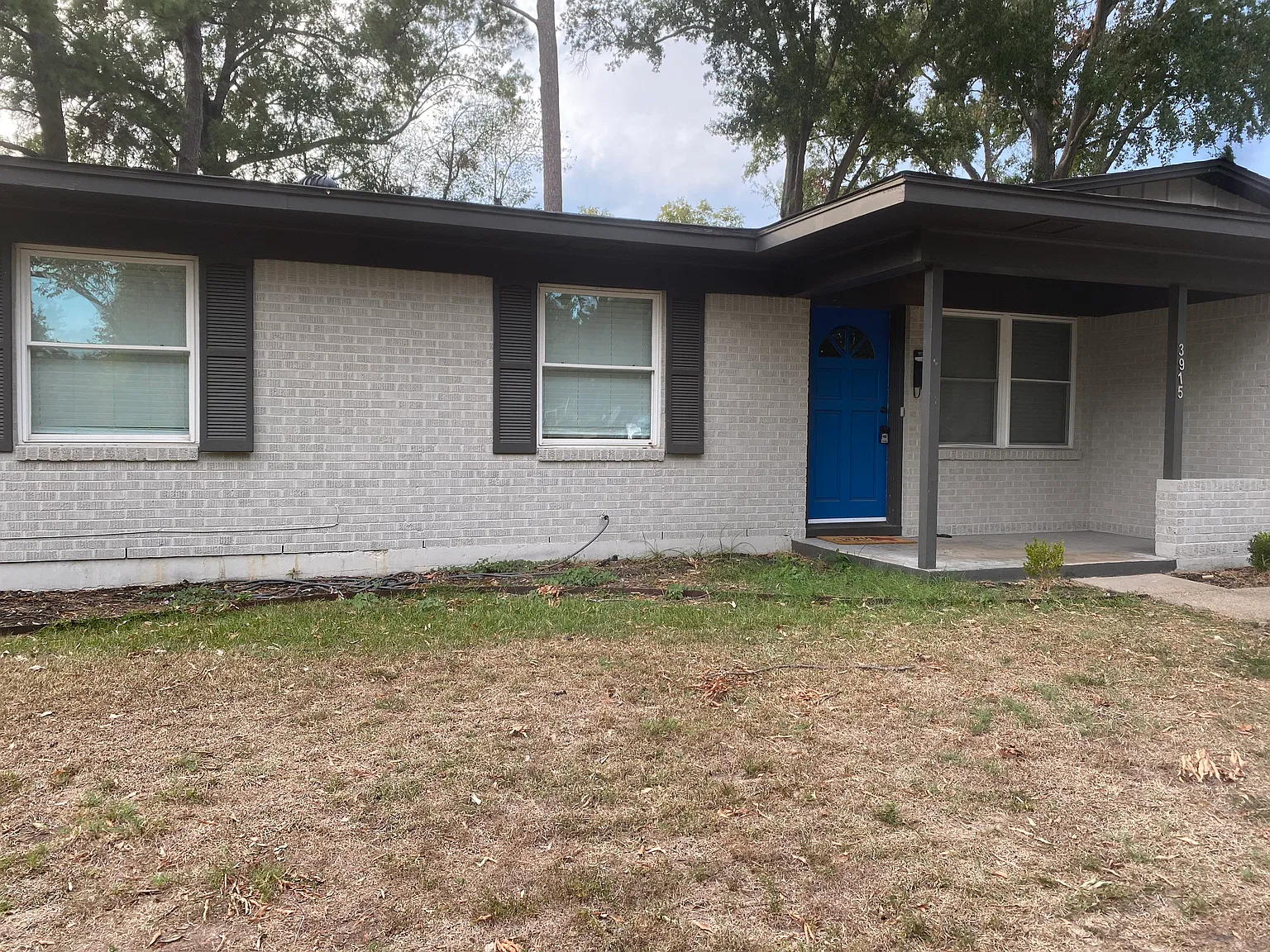 4 bed, 1464 sqft, $1,700 — Photo 1