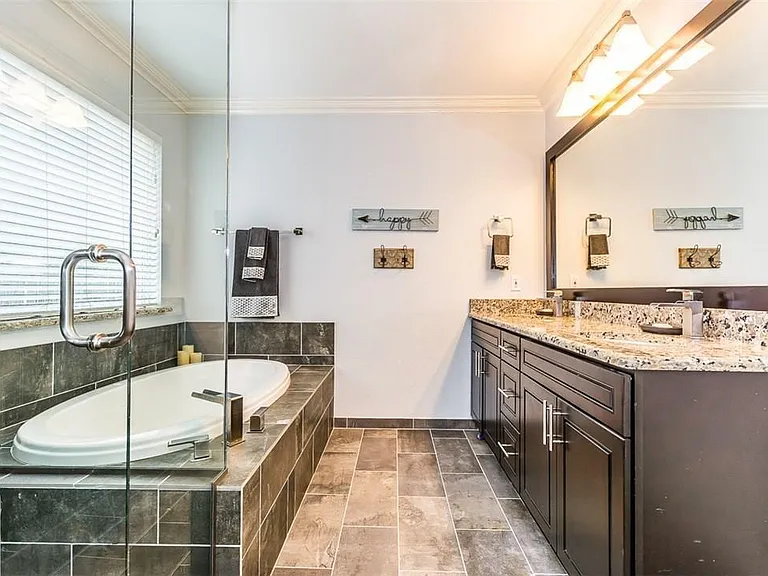 9809 Coolidge Dr — Photo 18