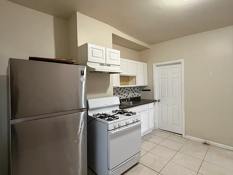 154 Taylor St #3 — Photo 13