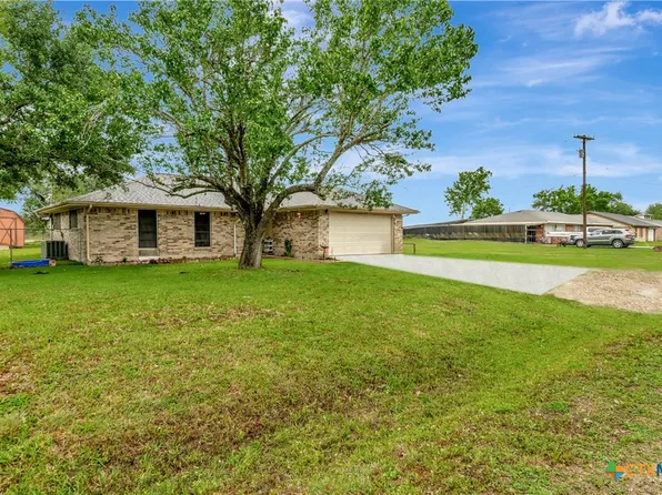 401 Viking St, Victoria, TX 77905