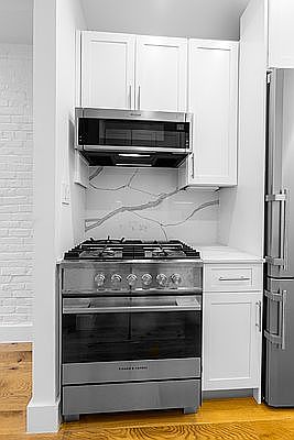 5th image of 90 Atlantic Ave #18