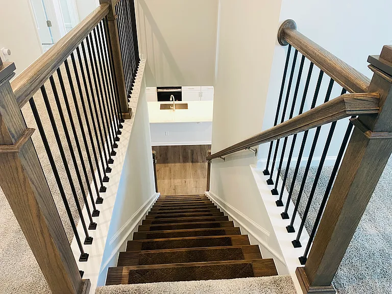 1312 Hollyview Ave — Photo 12