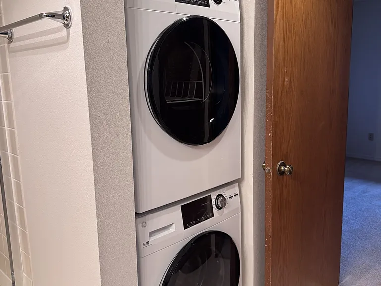 9725 Independence Dr #103 — Photo 10