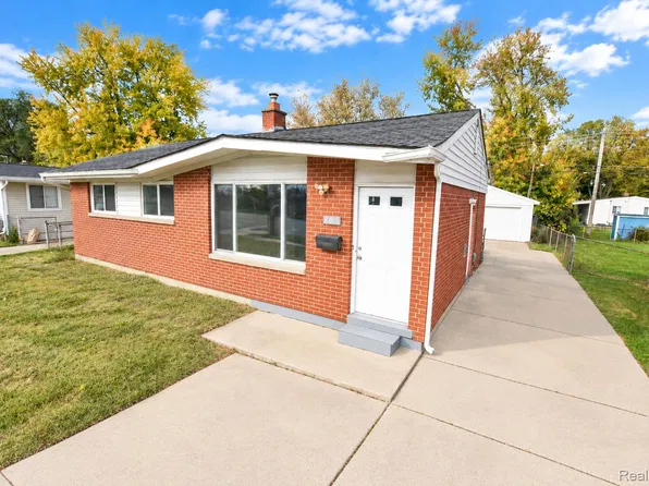 805 E Hemphill Rd, Flint, MI 48507