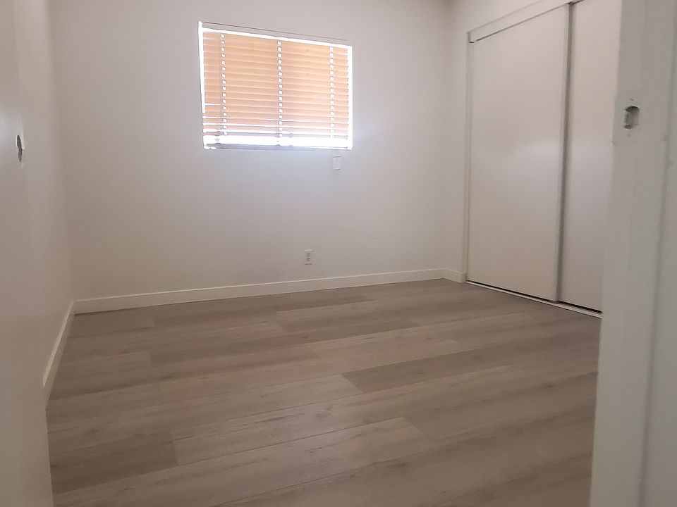 1st image of 13747 Greenwood Pl APT 3