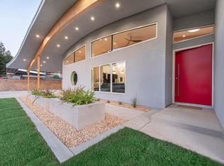 1845 W Green Acres Dr, Visalia, CA