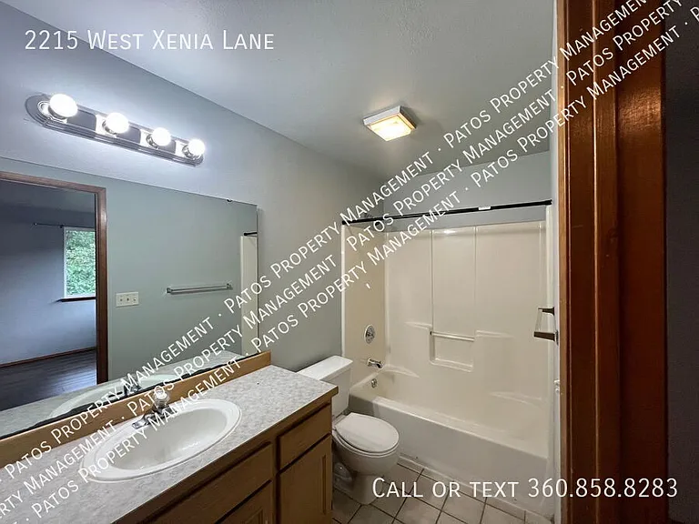 2215 W Xenia Ln — Photo 11
