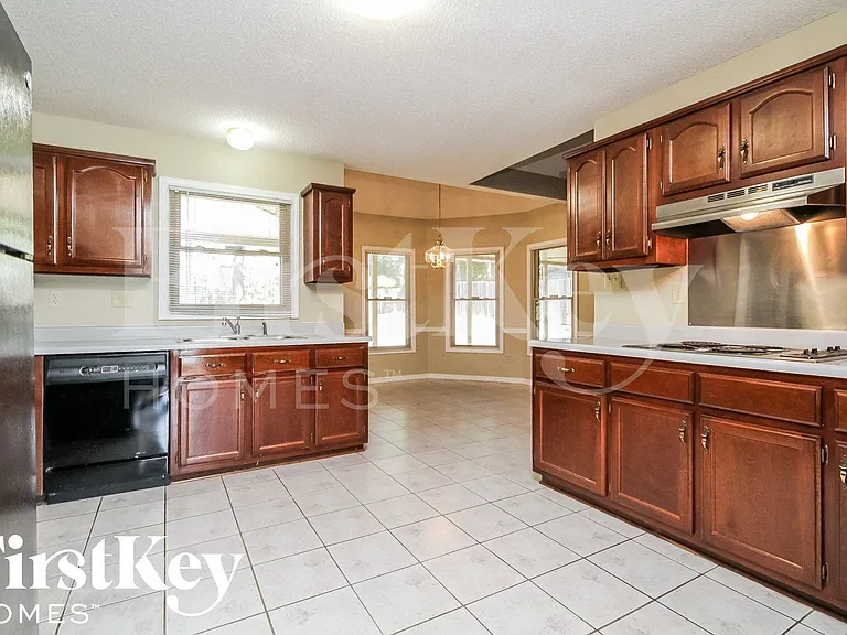 2672 Morning Woods Dr — Photo 6
