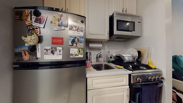 Rented by Bond New York | media 12