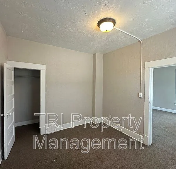 414 13th Ave — Photo 4