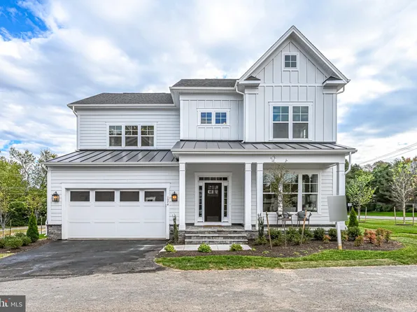 506 N West St, Falls Church, VA 22046