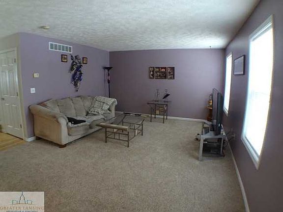 5th image of 11282 Autumn Meadow Dr