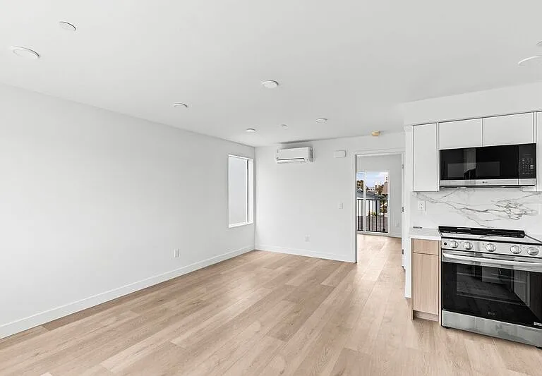 1259 Lincoln Ave #302 — Photo 8