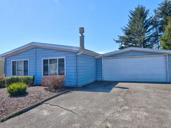 3417 NE Coos St, Newport, OR 97365