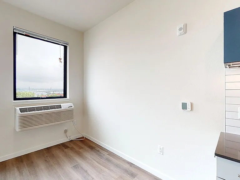 Tula Apartments — Photo 30
