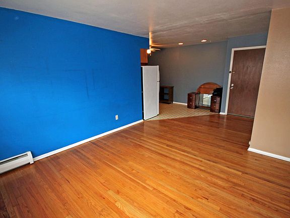 5th image of 3119 S 122nd St APT 24