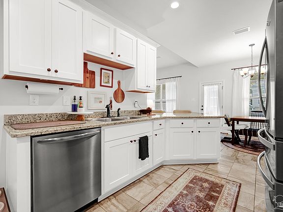 5th image of 8923 Bellawood Cir