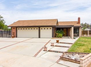 10601 Gemini Dr, Riverside, CA 92503