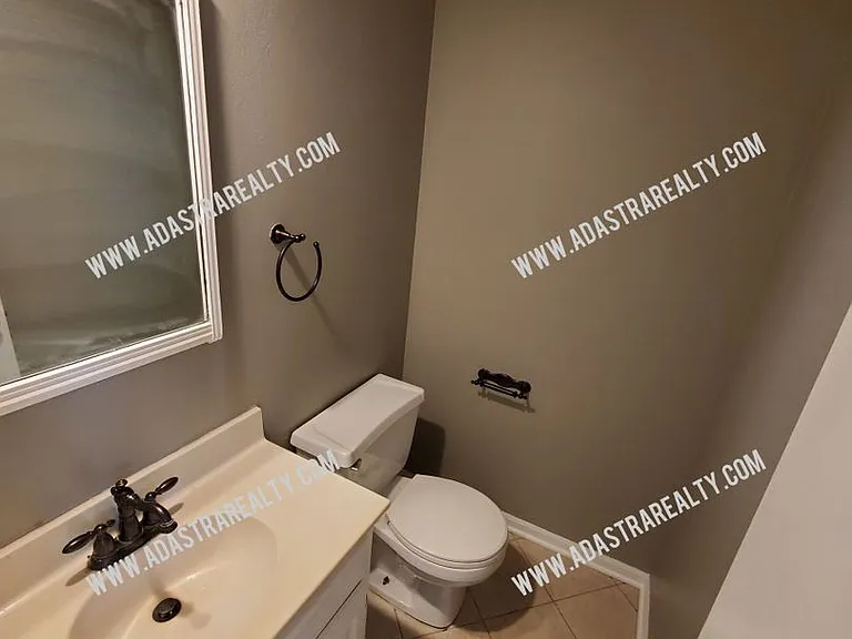 14801 W 123rd Ter — Photo 9