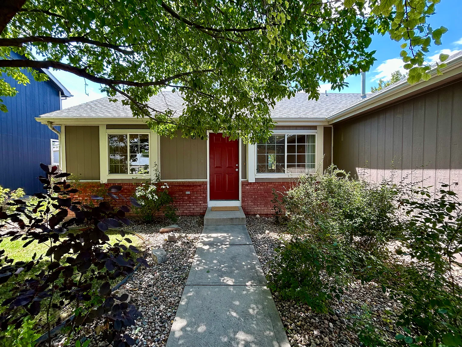 3 bed, 1472 sqft, $2,350 — Photo 3