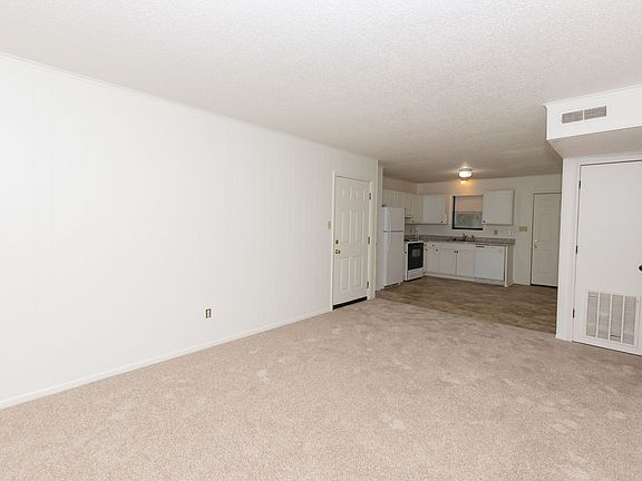 5th image of 104 Ravenwood Dr #Rw104-b