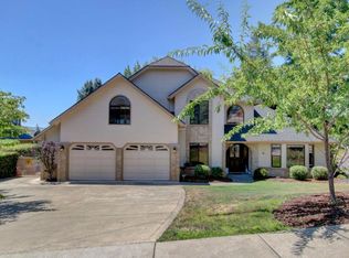330 Orchard View Ter, Medford, OR