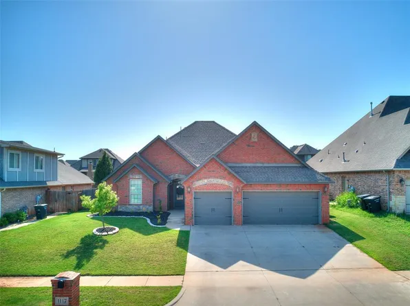 1117 Lindsey Ln, Moore, OK 73160