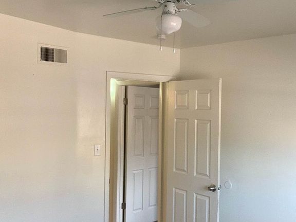2nd image of 37 University Dr APT 4