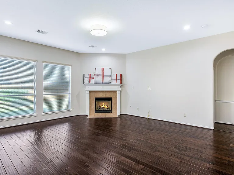 24322 Bella Florence Dr — Photo 16
