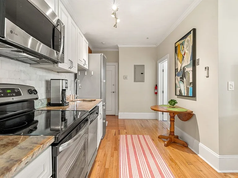 91 Perkins St #4 — Photo 10