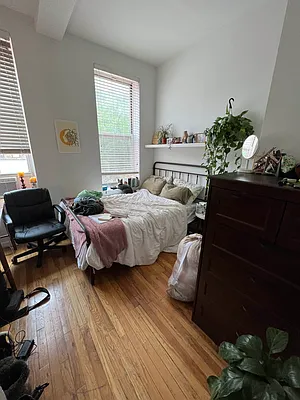 Rented by Delmark Realty LLC | media 19