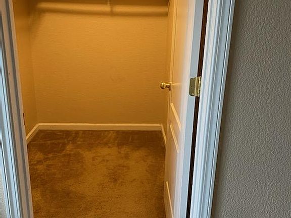 4th image of 2212 Glen Canyon Dr