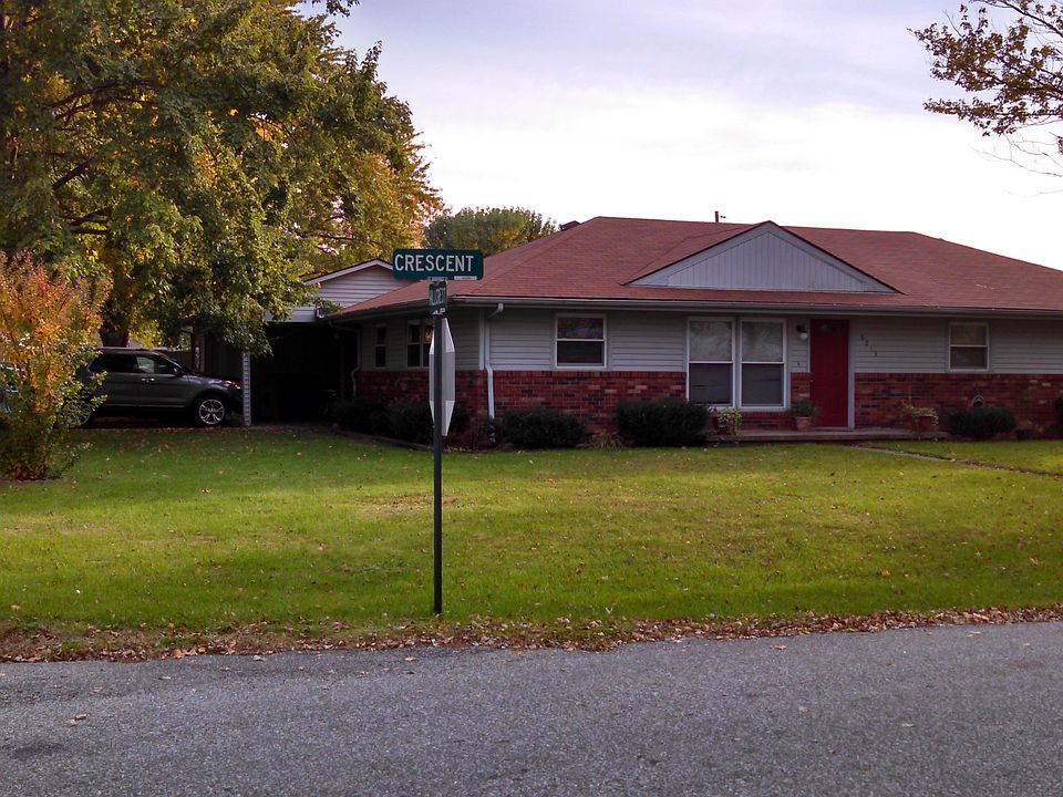 1st image of 8213 E Crescent Dr