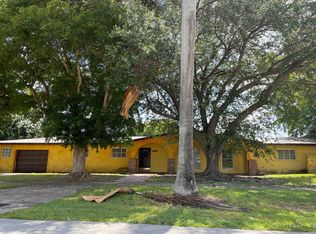 14751 SW 97th Ave, Miami, FL 33176