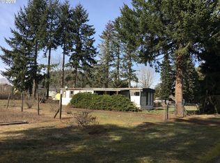 207 Division St, Silverton, OR 97381