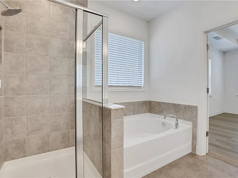 3198 Shirecrest Ln — Photo 30