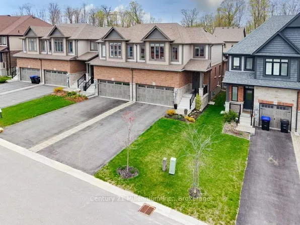 1010 Wright Dr, Midland, ON L4R 0E4