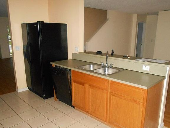 4th image of 6739 Rainwood Cove Ln